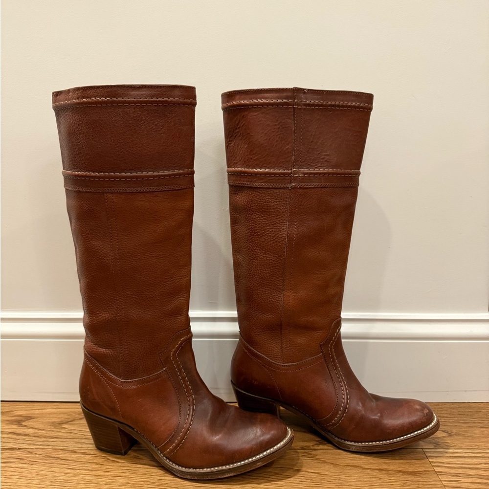 Frye Cognac Jane Stitch Knee High Round Toe Western Boots #77230